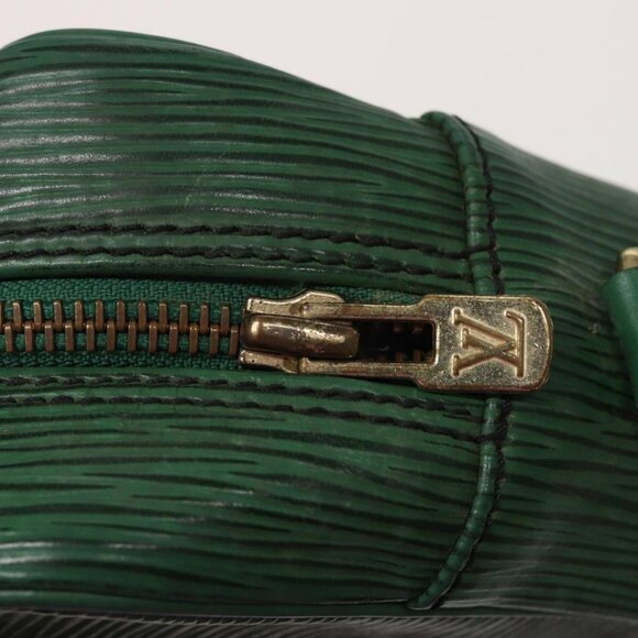 LOUIS VUITTON Epi Trocadero 27 Shoulder Bag Green - Picture 12 of 15